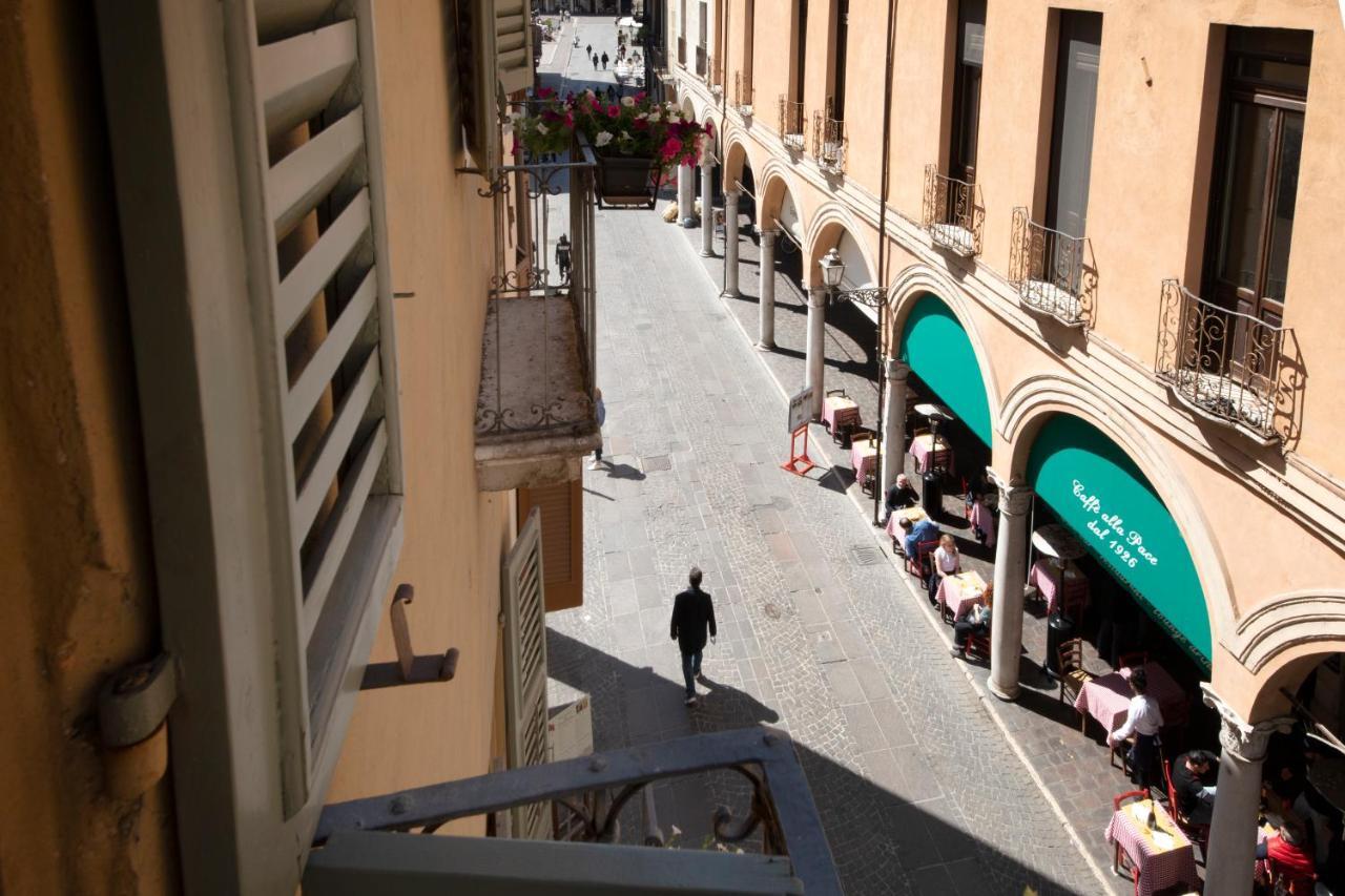 Hotel Broletto Mantova Exterior photo